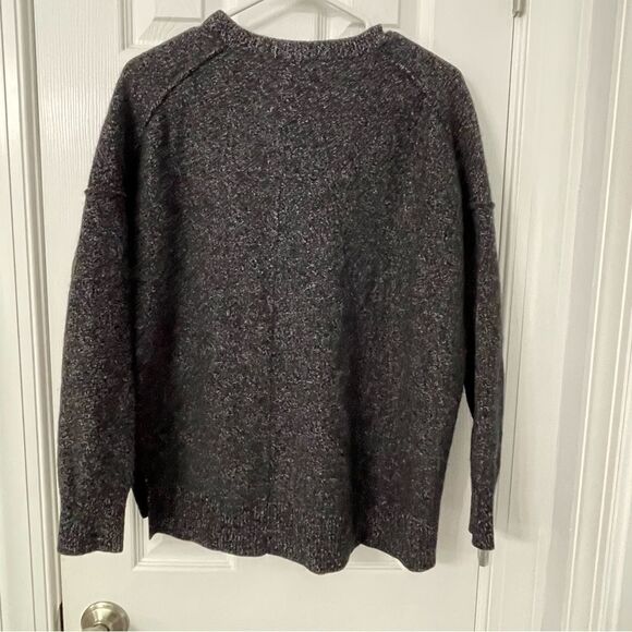 Athleta Gray black wool / cashmere Crewneck Sweater Size Small - Picture 2 of 8